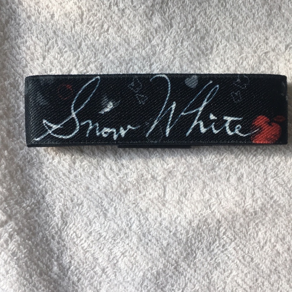 Snow White bracelet